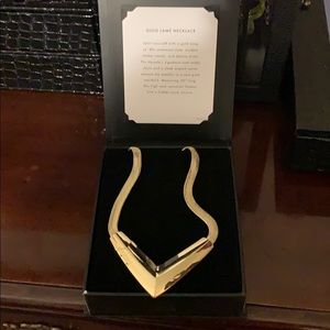 GOLD LAME’ NECKLACE WITH DELUXE SHINE.STUNNING AWESOME.STANDS OUT with papers